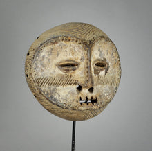 VENDU / SOLD ! MC1264 Puissant masque idimu Lega culte du Bwami mask Congo Rdc