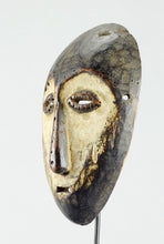 VENDU / SOLD ! MC1430 Rare Masque à poignée Lega culte du Bwami rare Mask with Handle