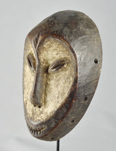 VENDU / SOLD ! MC1121 Beau masque idimu Lega Bwami cult mask Congo RDC