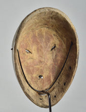 VENDU / SOLD ! MC1121 Beau masque idimu Lega Bwami cult mask Congo RDC