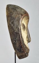 VENDU / SOLD ! MC1121 Beau masque idimu Lega Bwami cult mask Congo RDC