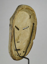 VENDU / SOLD ! MC1204 Beau masque idimu  LEGA Culte du Bwami Mask Congo Rdc