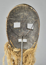 MC1689 Grand masque Nsembu Komo Kumu Mask Congo Rdc