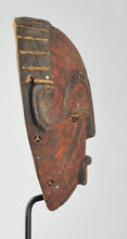 VENDU / SOLD ! MC1311 Beau masque africain  Mbole Bambole mask Congo Rdc