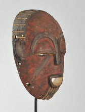 VENDU / SOLD ! MC1311 Beau masque africain  Mbole Bambole mask Congo Rdc