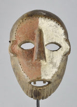 MC1641 Masque Ngbaka ou peuple voisin de l'Ubangi Mask Congo Rdc
