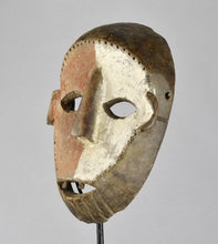 MC1641 Masque Ngbaka ou peuple voisin de l'Ubangi Mask Congo Rdc