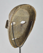 MC1641 Masque Ngbaka ou peuple voisin de l'Ubangi Mask Congo Rdc