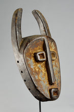 SOLD / SOLD! MC1457 Superb Kayamba mask KWAME LEGA mask Congo DRC CUBISM