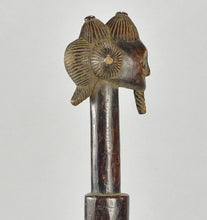 MC1556  Pilon de divination Luba KALUNDWE Lubuko pestle  Congo Rdc