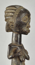 MC1619 Grande statue féminine Luba Large Female Figure Congo Rdc