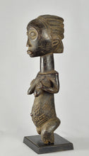 MC1619 Grande statue féminine Luba Large Female Figure Congo Rdc
