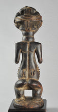 VENDU / SOLD ! MC0940 Jolie statue LUBA  Congo Rdc  Beautiful female figure