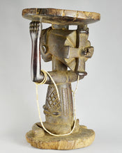 MC1412 Tabouret à Cariatide Luba - Exceptionnel et ancien, plus de 100 ans, Art Africain