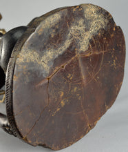 MC1412 Tabouret à Cariatide Luba - Exceptionnel et ancien, plus de 100 ans, Art Africain