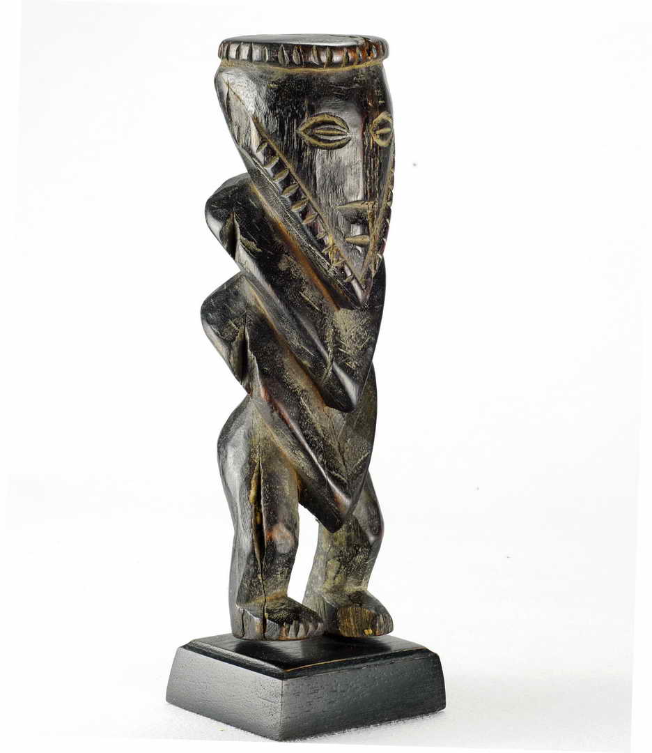 MC1348 Belle statuette zigzag Yanda Zande Azande figure Ubangi Congo R ...