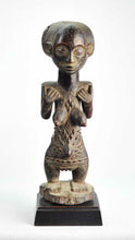 MC1043 Superbe statue cultuelle classique Luba figure Congo