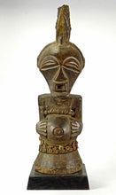 MC1397 Grand buste Fétiche Songye à 2 cornes Impressive Power Figure Bust Congo Rdc