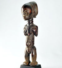 MC1324 Pretty female statuette Luba Cute Female Figure Congo DRC