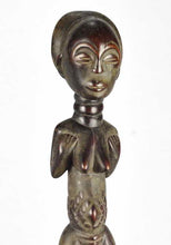 MC1324 Jolie statuette féminine Luba  Cute Female Figure Congo Rdc