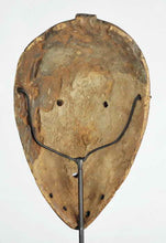 MC1110 Beau Masque Goma Bembe Butende Mask Congo Rdc