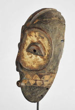 MC1110 Beau Masque Goma Bembe Butende Mask Congo Rdc