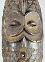 MC1883  Masque zoomorphe hibou BEMBE CONGO zoomorphic Owl mask