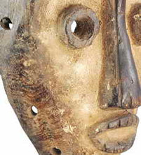 MC1076 Idimu LEGA mask typical heart-shaped face Congo