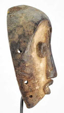 MC1076 Idimu LEGA mask typical heart-shaped face Congo