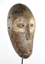 MC0892 Très beau masque idimu Lega Congo Mask