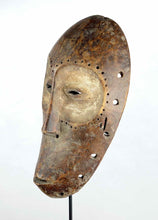 MC0892 Très beau masque idimu Lega Congo Mask