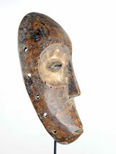 MC0892 Très beau masque idimu Lega Congo Mask