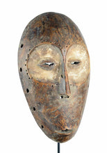 MC0892 Très beau masque idimu Lega Congo Mask