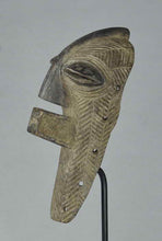 MC2017 Superb little Songye Kifwebe Mask Congo DRC 19cm 