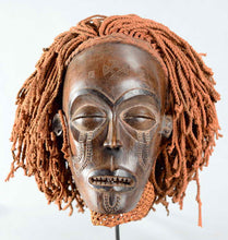 VENDU / SOLD ! MC2094 Mwana Pwo Superbe masque féminin Tshokwe Fine Chokwe female Mask