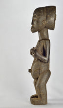 MC1528 Grande statue cultuelle Luba Figure Congo RDC