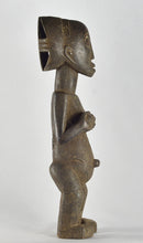 MC1528 Grande statue cultuelle Luba Figure Congo RDC