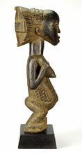 MC1329 Grande statue cultuelle Luba Figure Congo RDC