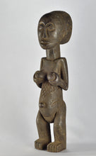 MC1528 Grande statue cultuelle Luba Figure Congo RDC
