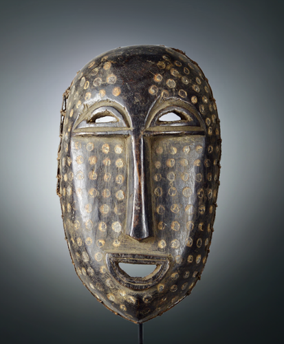 MC1731 Powerful Bali or NDaaka Mask from Ituri region mask