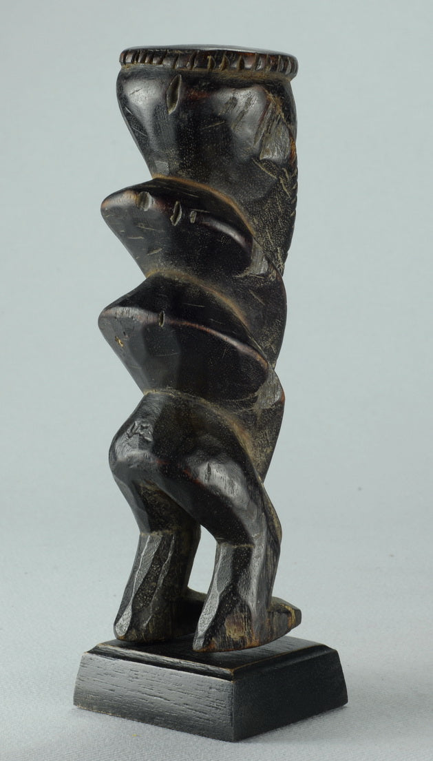 MC1348 Belle statuette zigzag Yanda Zande Azande figure Ubangi Congo R ...