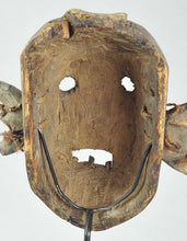 VENDU / SOLD !  MC1143 Beau masque guerrier BOA Pongdudu Congo Warrior Mask