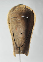 VENDU / SOLD ! MC1284 Beau Masque Féminin Songye Kifwebe Female Mask Congo