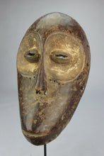 mc0892 Très beau masque idimu Lega Congo Mask