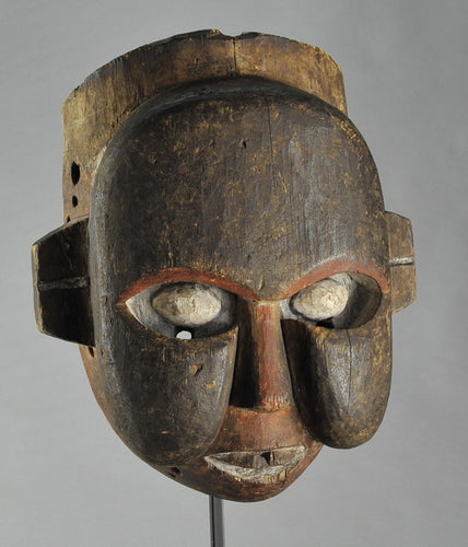 VENDU / SOLD ! MC1380 Masque Kakungu NKANU (voisins des Yaka et Suku) Congo RDC mask